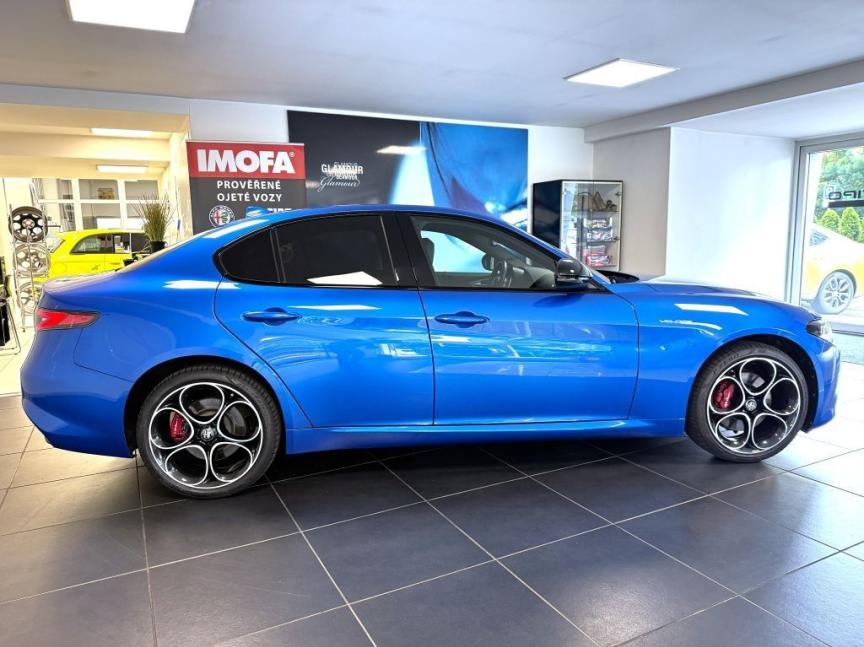 Alfa Romeo Giulia 2.0T 280k AT8 ZF Q4 4x4 Veloce
