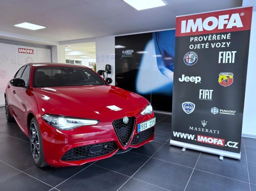 Alfa Romeo Giulia 2.0T 280k AT8 ZF Q4 4x4 Veloce