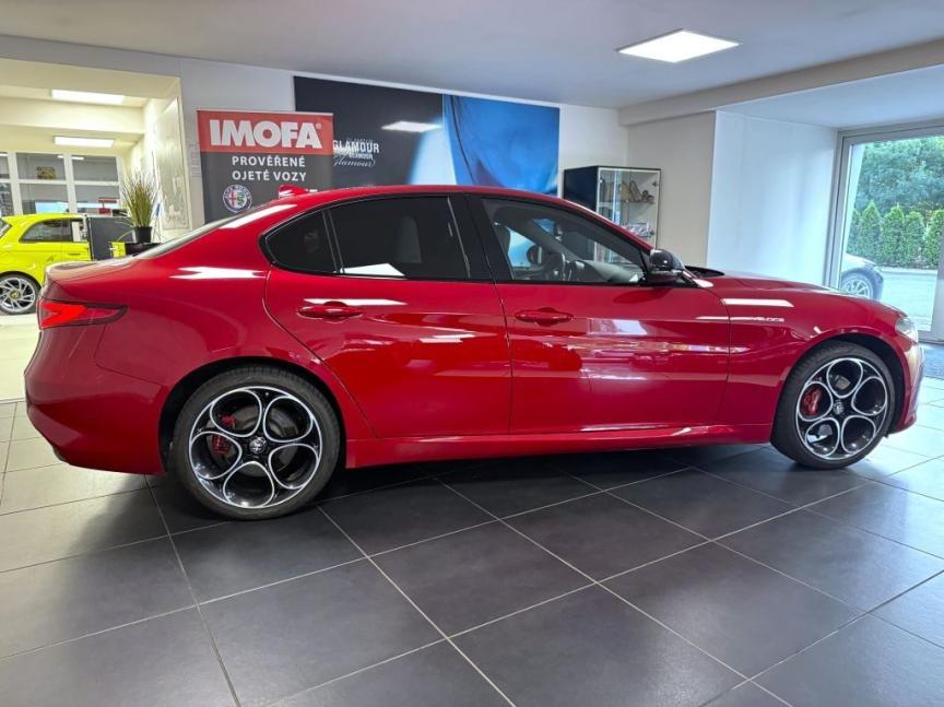 Alfa Romeo Giulia 2.0T 280k AT8 ZF Q4 4x4 Veloce