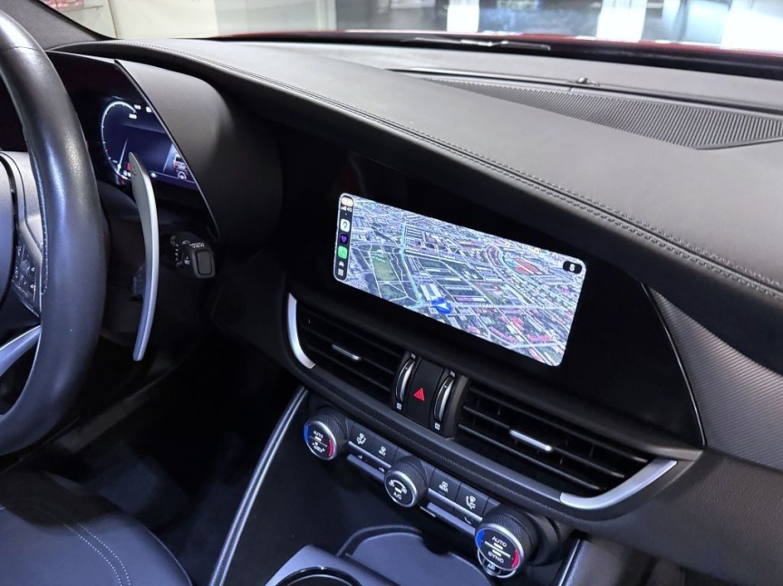 Alfa Romeo Giulia 2.0T 280k AT8 ZF Q4 4x4 Veloce