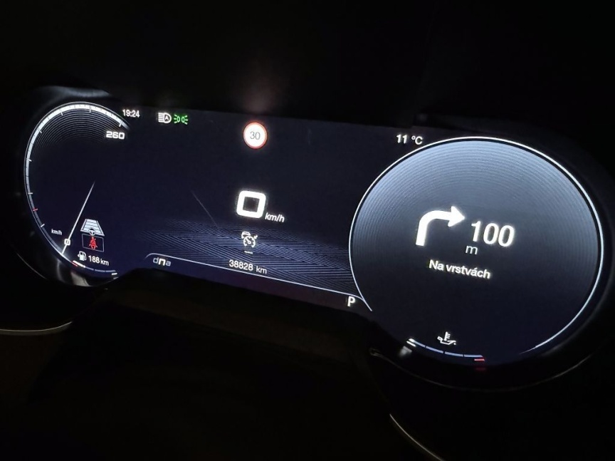 Alfa Romeo Giulia 2.0T 280k AT8 ZF Q4 4x4 Veloce