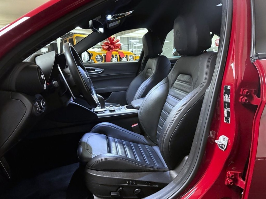 Alfa Romeo Giulia 2.0T 280k AT8 ZF Q4 4x4 Veloce