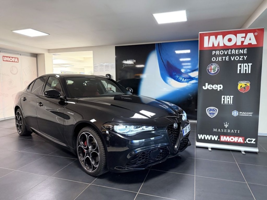 Alfa Romeo Giulia 2.0T 280k AT8 ZF Q4 4x4 Veloce