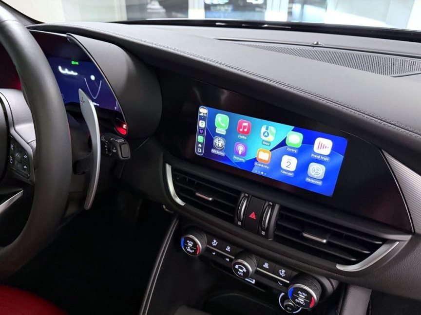 Alfa Romeo Giulia 2.0T 280k AT8 ZF Q4 4x4 Veloce