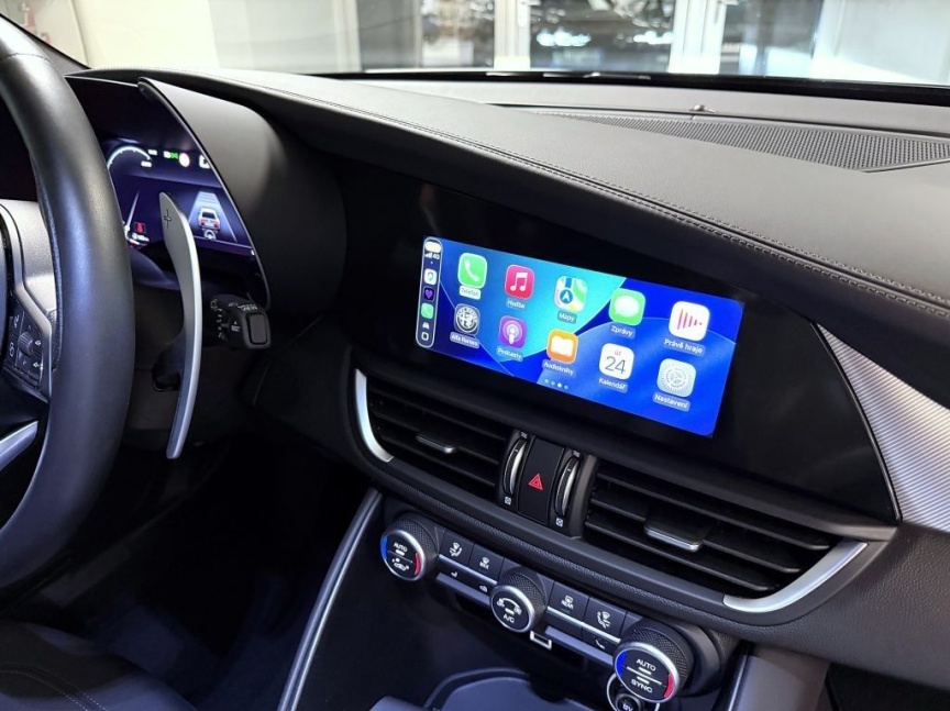 Alfa Romeo Giulia 2.0T 280k AT8 ZF Q4 4x4 Veloce