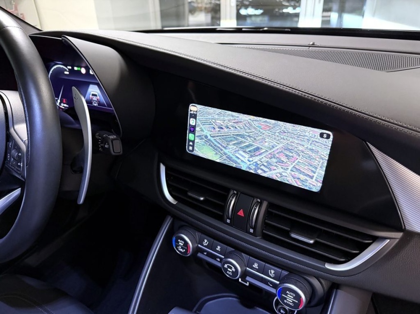 Alfa Romeo Giulia 2.0T 280k AT8 ZF Q4 4x4 Veloce