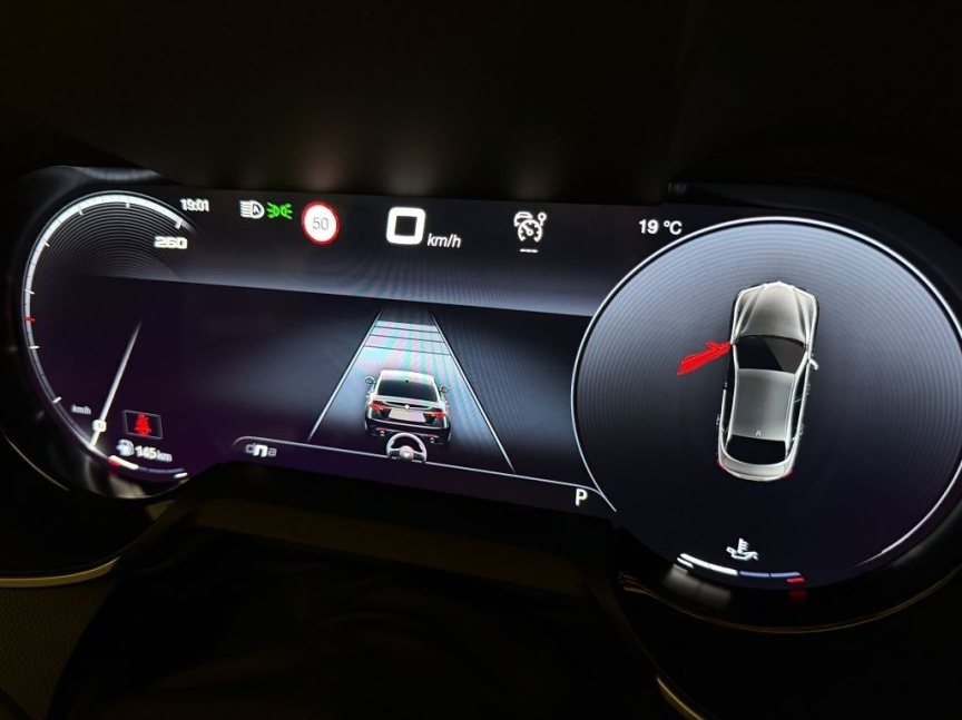 Alfa Romeo Giulia 2.0T 280k AT8 ZF Q4 4x4 Veloce