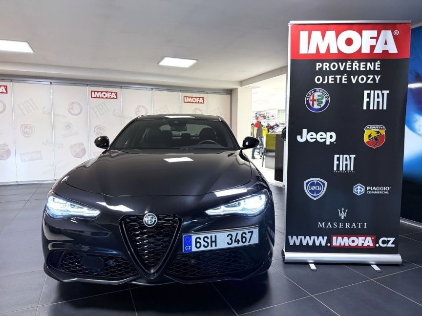 Alfa Romeo Giulia 2.0T 280k AT8 ZF Q4 4x4 Veloce