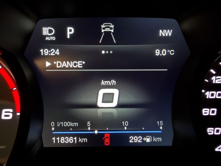 Alfa Romeo Giulia 2.2 JTD 180k AT8 ZF Super