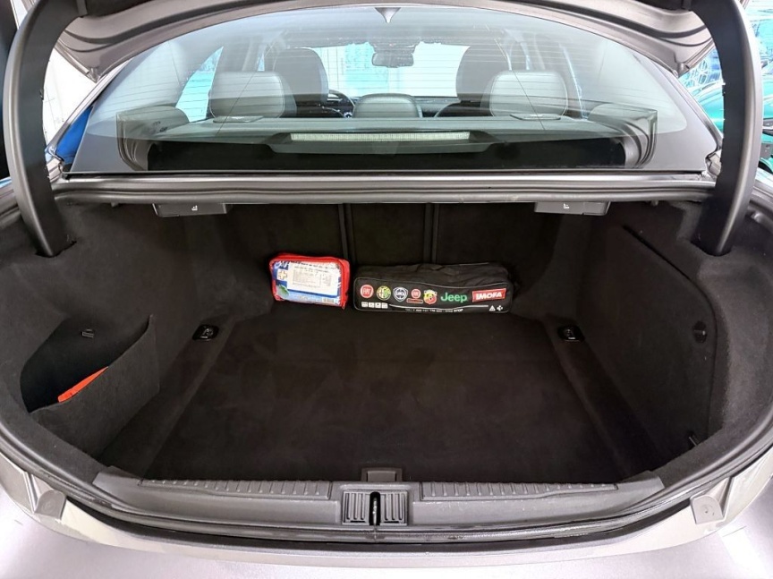 Alfa Romeo Giulia 2.2 JTD 180k AT8 ZF Super