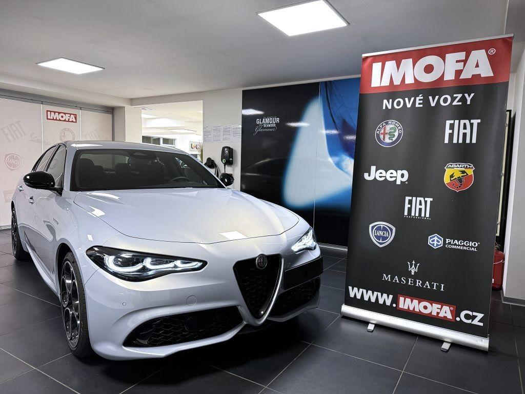 Alfa Romeo Giulia 2.2 JTDm 160k AT8 ZF Sprint VELOCE PACK *967*