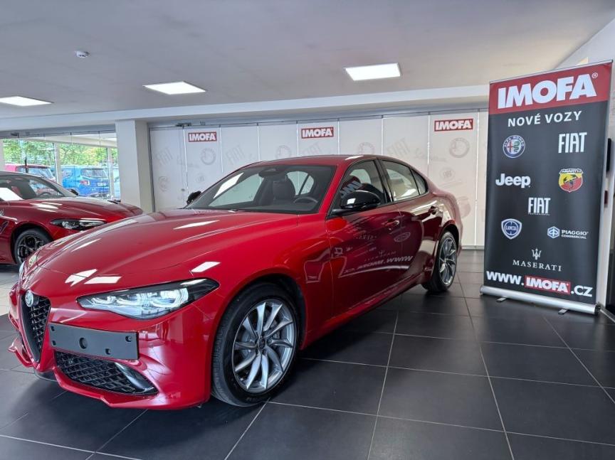 Alfa Romeo Giulia 2.2 JTDm 210k AT8 ZF Q4 4x4 Business Edition *948*