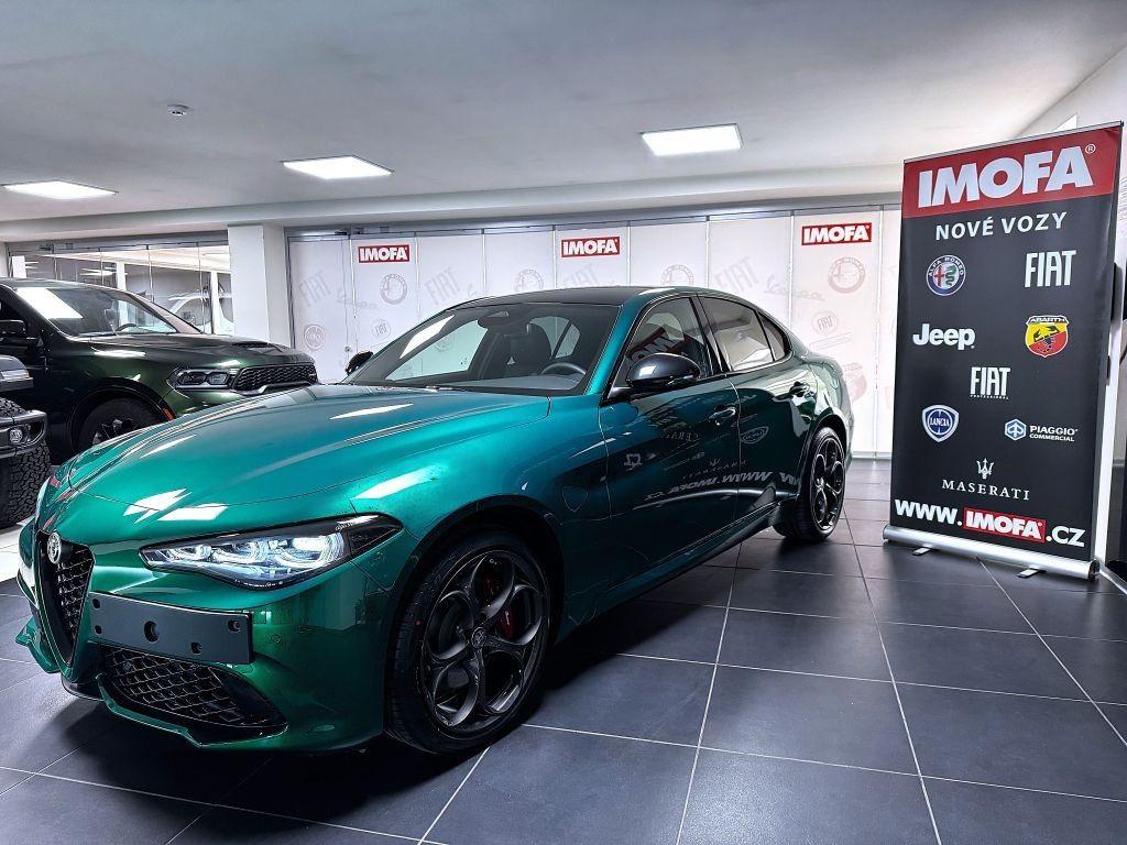 Alfa Romeo Giulia 2.2 JTDm 210k AT8 ZF Q4 4x4 Tributo *425*