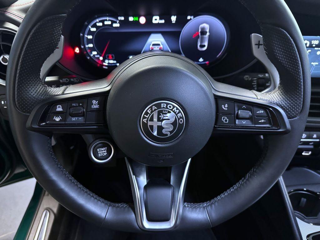 Alfa Romeo Giulia 2.2 JTDm 210k AT8 ZF Q4 4x4 Tributo, reg. 04/2024