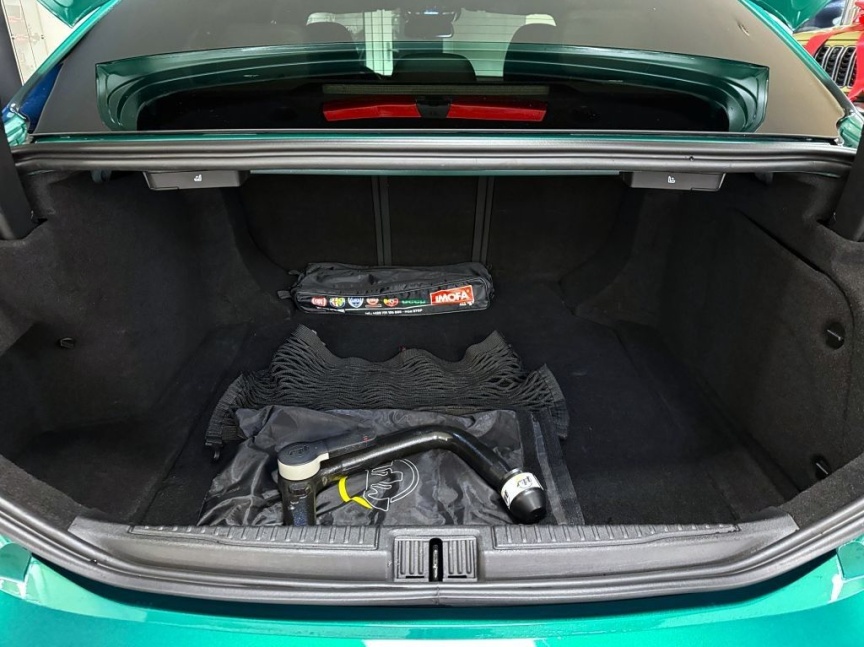 Alfa Romeo Giulia 2.2 JTDm 210k AT8 ZF Q4 4x4 Tributo