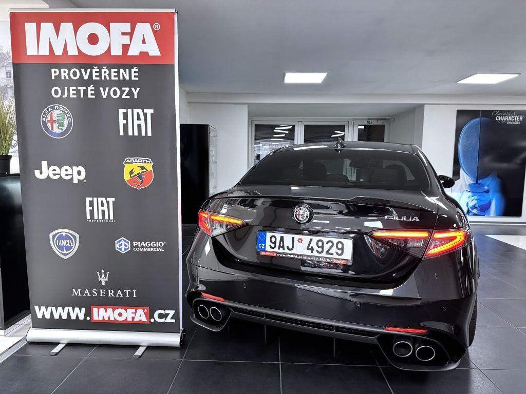 Alfa Romeo Giulia 2.9 V6 BiTurbo 510k AT8 ZF QV reg: 08/2022