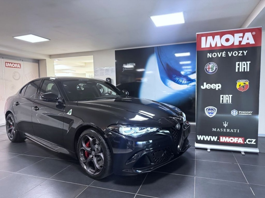 Alfa Romeo Giulia 2.9 V6 BiTurbo 520k QV Carbon Edition *302*