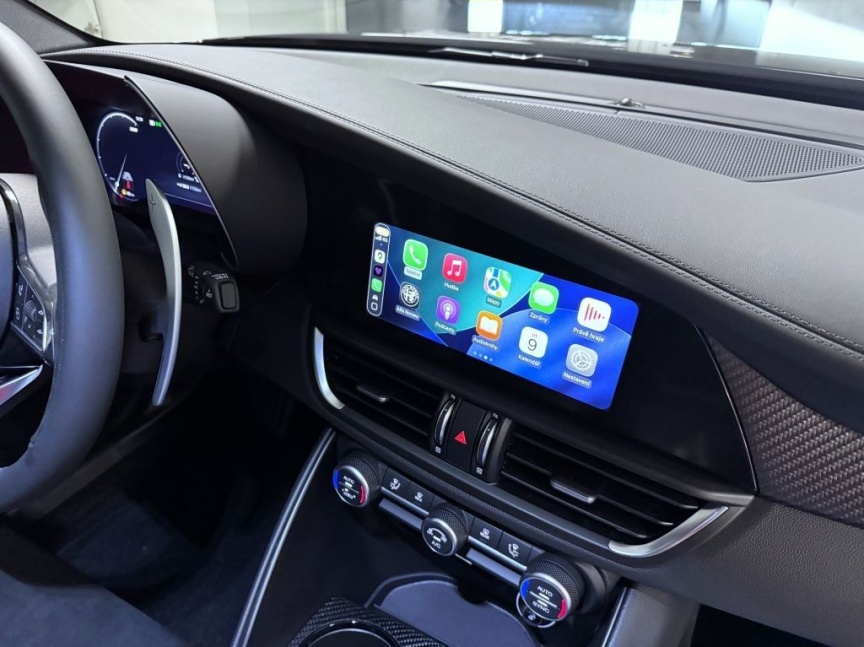 Alfa Romeo Giulia 2.9 V6 BiTurbo 520k QV Carbon Edition *302*