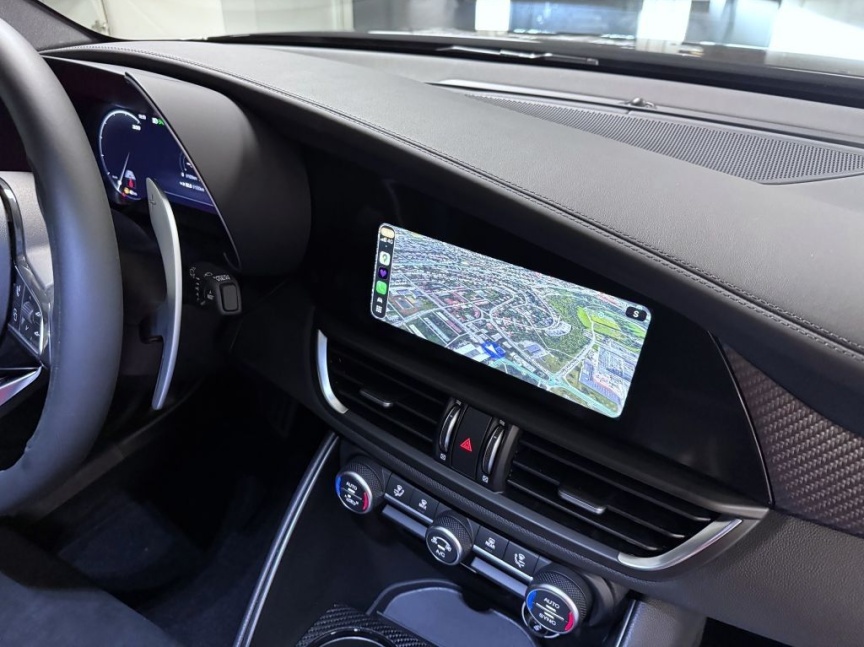 Alfa Romeo Giulia 2.9 V6 BiTurbo 520k QV Carbon Edition *302*