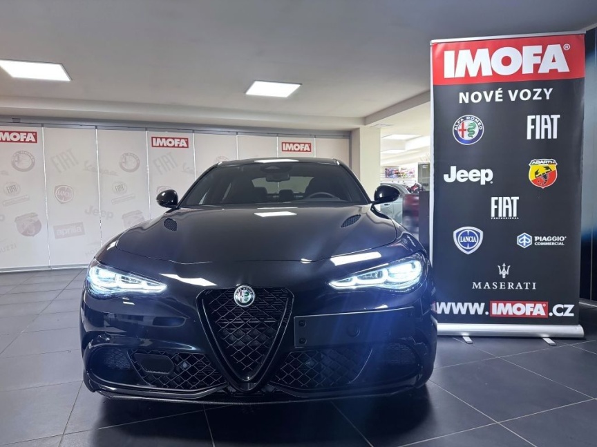 Alfa Romeo Giulia 2.9 V6 BiTurbo 520k QV Carbon Edition *302*