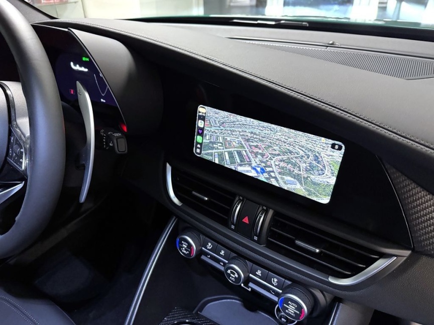 Alfa Romeo Giulia 2.9 V6 BiTurbo 520k QV Carbon Edition *494*