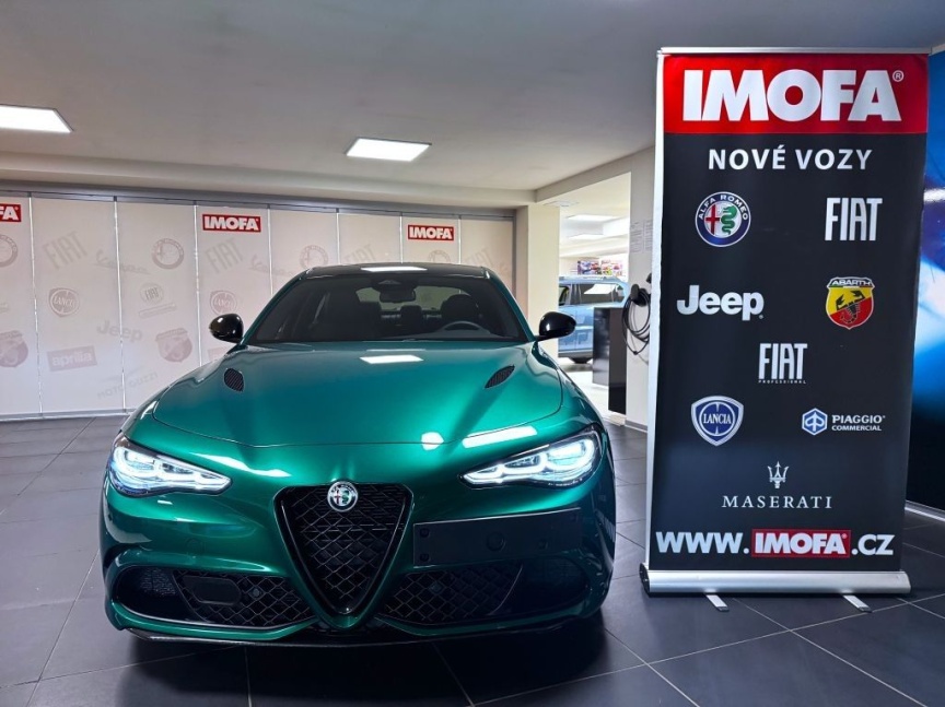 Alfa Romeo Giulia 2.9 V6 BiTurbo 520k QV Carbon Edition *494*