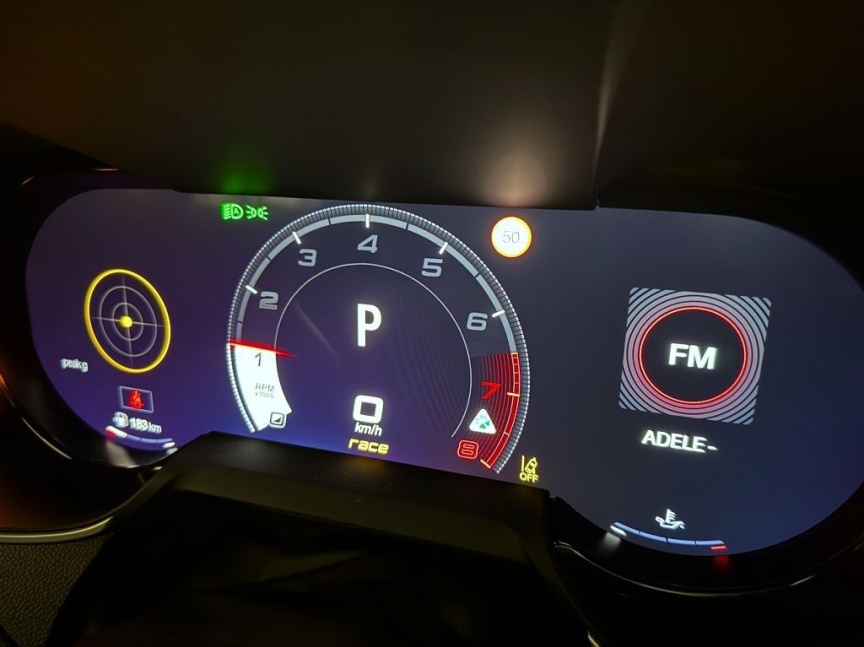 Alfa Romeo Giulia 2.9 V6 BiTurbo 520k QV Carbon Edition *494*