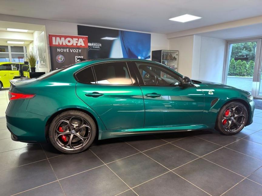 Alfa Romeo Giulia 2.9 V6 BiTurbo 520k QV Carbon Edition *892*