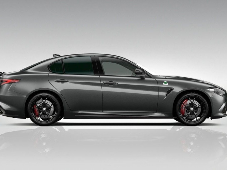 Alfa Romeo Giulia 2.9 V6 BiTurbo 520k QV Carbon Edition *ce3-12*
