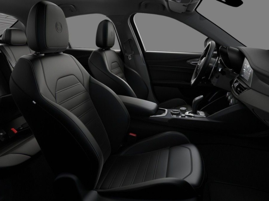 Alfa Romeo Giulia 2.9 V6 BiTurbo 520k QV Carbon Edition *ce3-8*