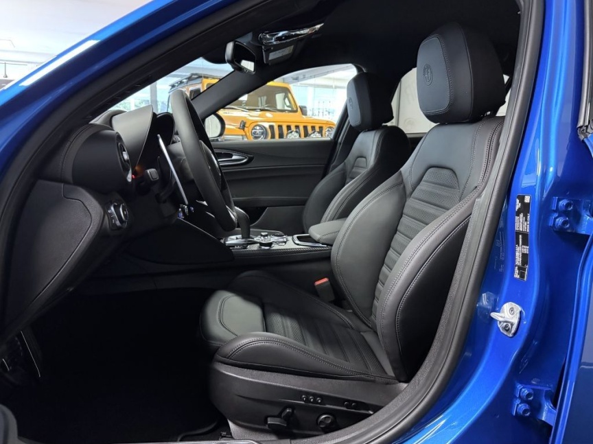 Alfa Romeo Giulia 2.9 V6 BiTurbo 520k QV Carbon Edition III *939*