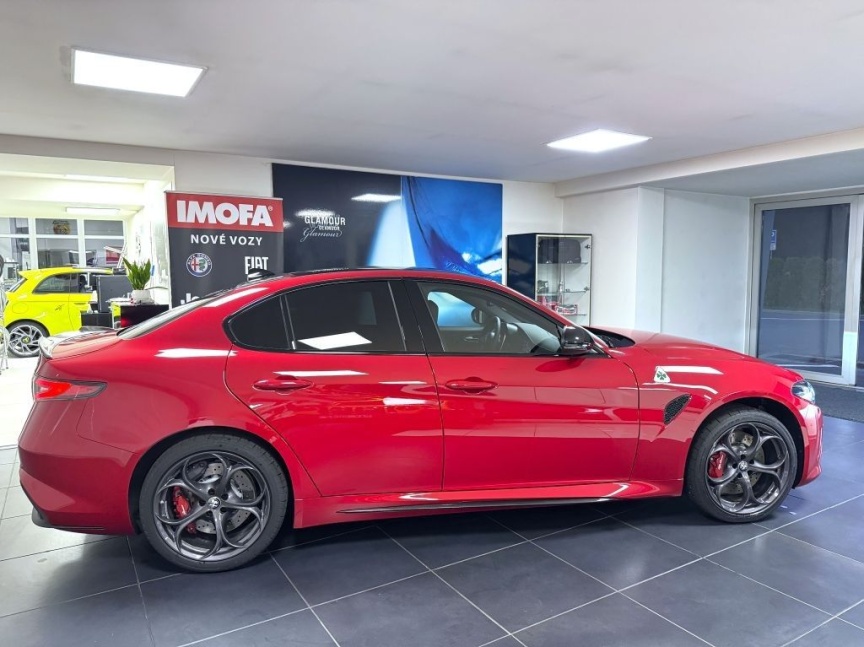 Alfa Romeo Giulia 2.9 V6 BiTurbo 520k QV Carbon Edition III *956*