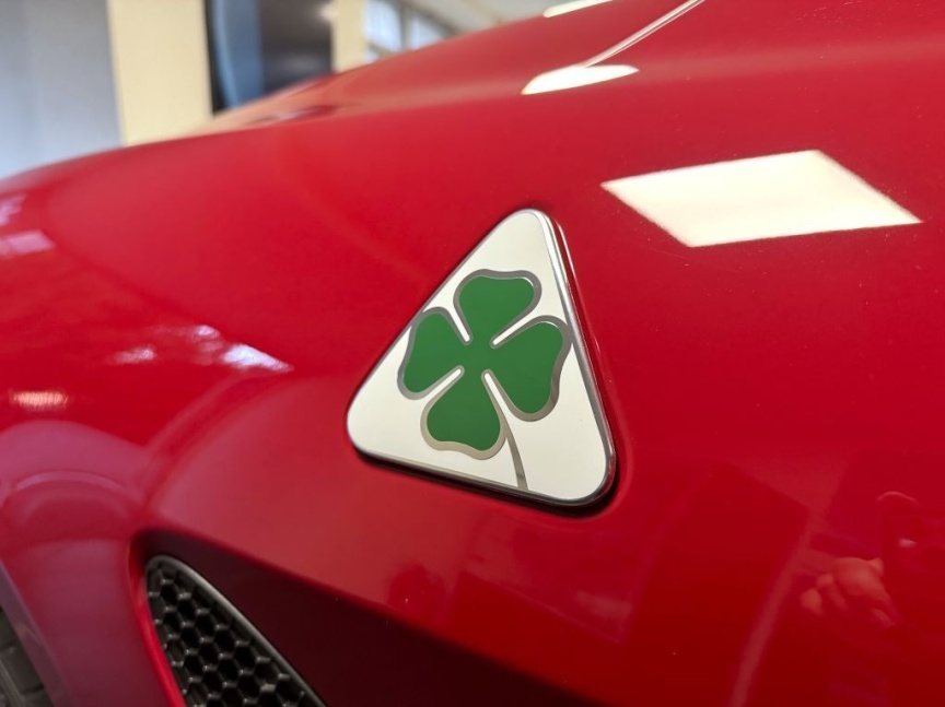 Alfa Romeo Giulia 2.9 V6 BiTurbo 520k QV Carbon Edition III *956*