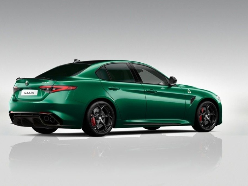 Alfa Romeo Giulia 2.9 V6 BiTurbo 520k QV Carbon Edition IIIa *fact.385*