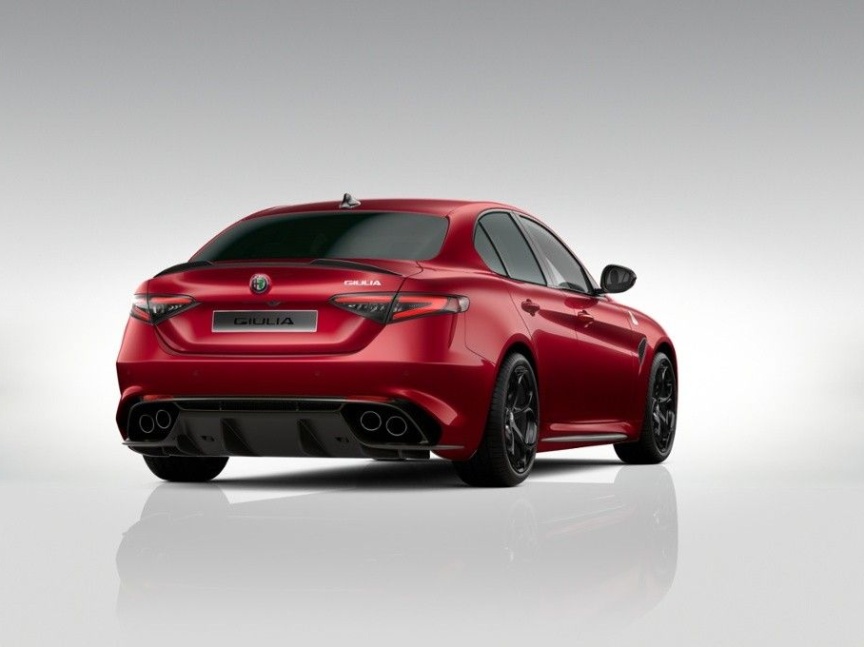 Alfa Romeo Giulia 2.9 V6 BiTurbo 520k QV Carbon Edition IIIa *fact.389*