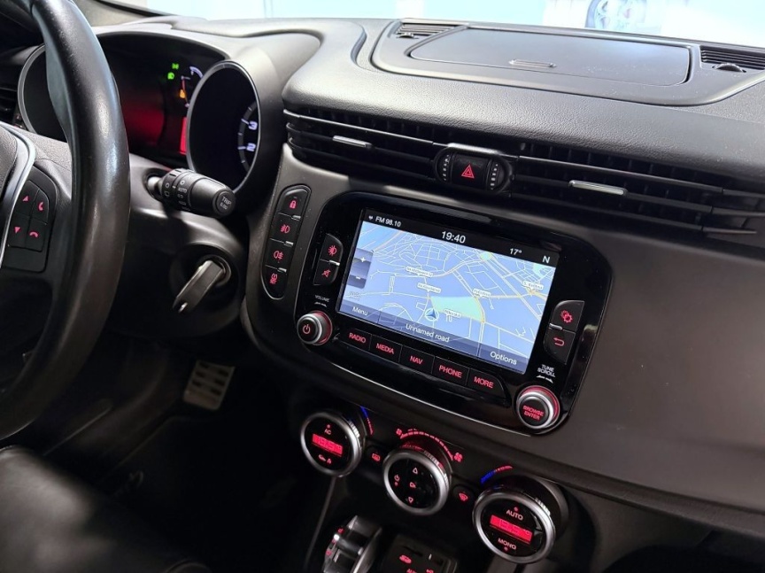 Alfa Romeo Giulietta 1.4 TMA 170k TCT Distinctive Sportiva