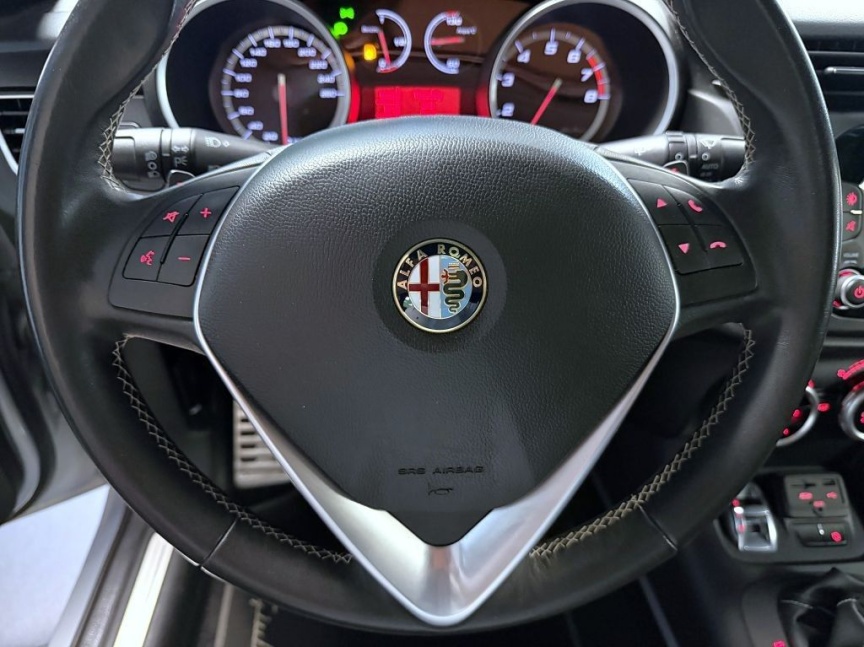 Alfa Romeo Giulietta 1.4 TMA 170k TCT Distinctive Sportiva