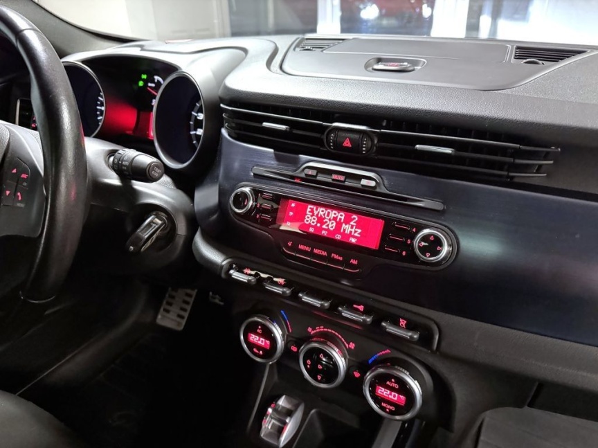 Alfa Romeo Giulietta 1750 TBi 235k Quadrifoglio Verde