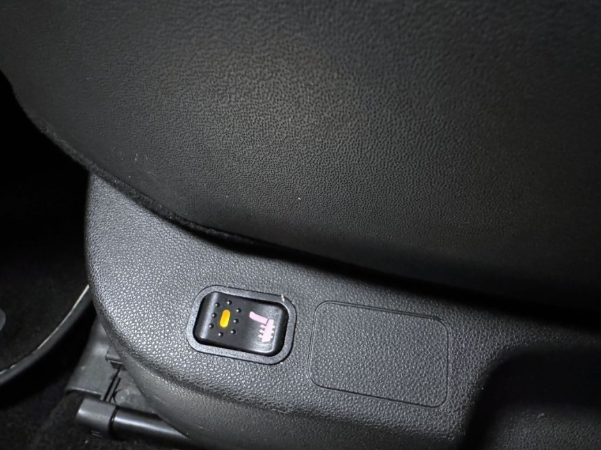 Alfa Romeo Giulietta 1750 TBi 240k TCT QV Launch Edition ZENDER