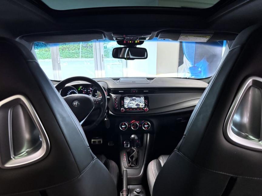 Alfa Romeo Giulietta 1750 TBi 240k TCT Veloce