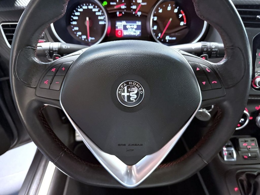 Alfa Romeo Giulietta 1750 TBi 240k TCT Veloce