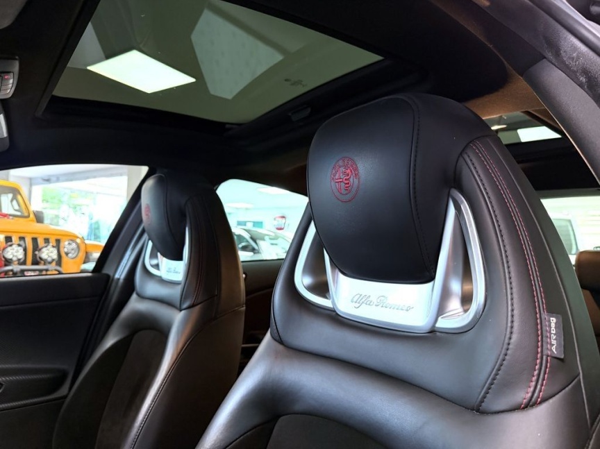 Alfa Romeo Giulietta 1750 TBi 240k TCT Veloce