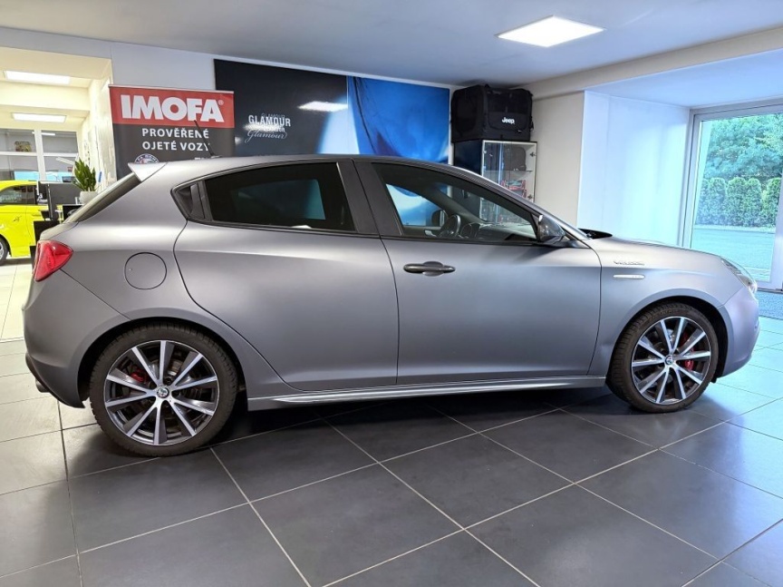 Alfa Romeo Giulietta 1750 TBi 240k TCT Veloce
