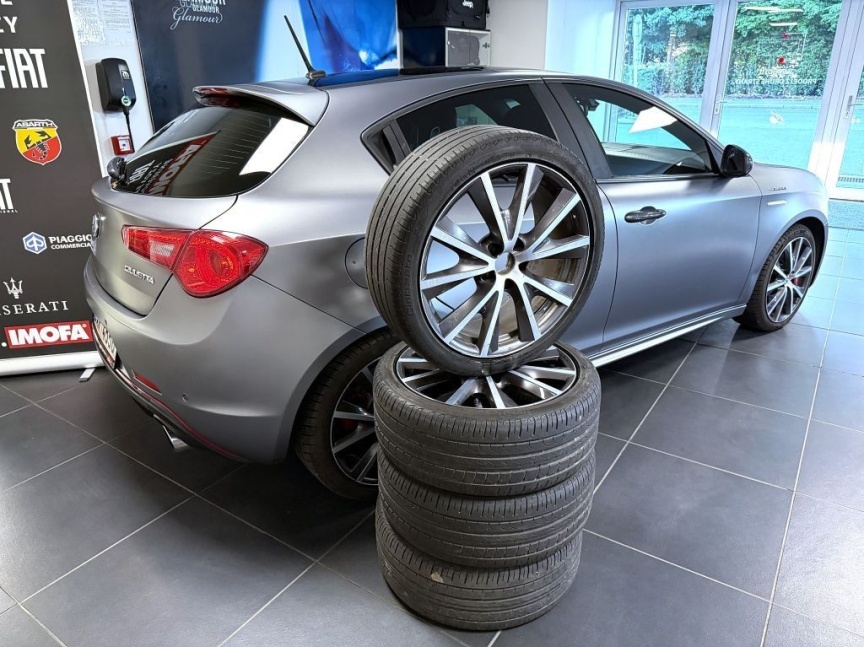 Alfa Romeo Giulietta 1750 TBi 240k TCT Veloce