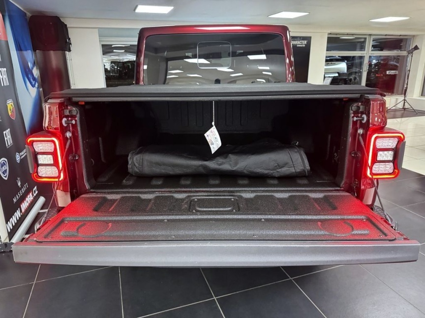 Jeep Gladiator 3.0 CRD V6 264k 4x4 AT8 ZF Overland