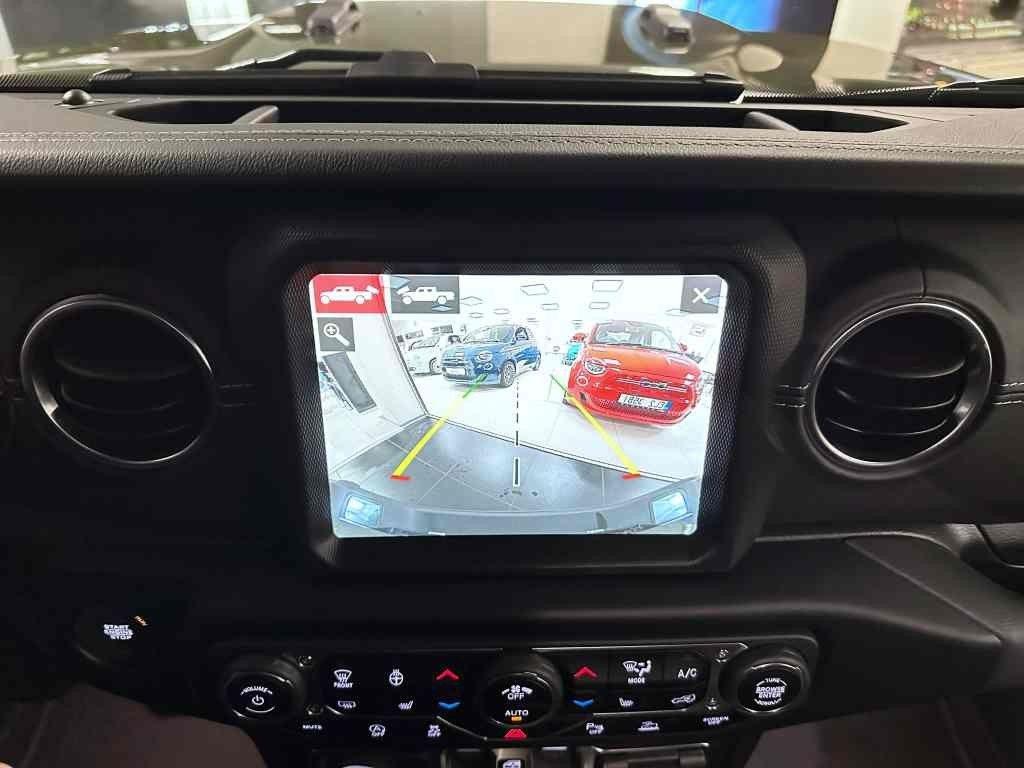 Jeep Gladiator 3.0 CRD V6 264k AT8 ZF OVERLAND MY23 *735* ek