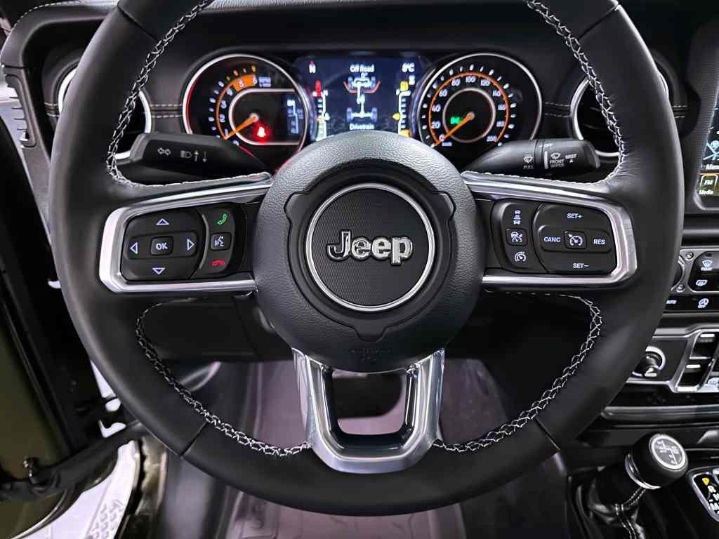 Jeep Gladiator 3.0 CRD V6 264k AT8 ZF OVERLAND MY23 *735* ek