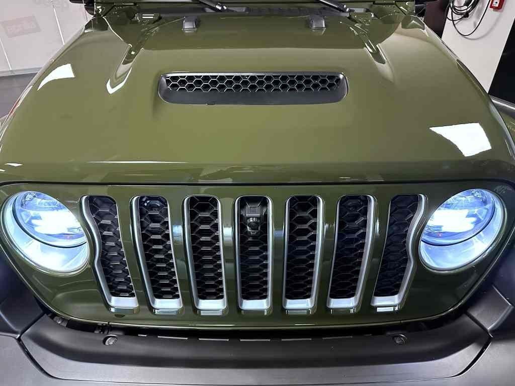 Jeep Gladiator 3.0 CRD V6 264k AT8 ZF OVERLAND MY23 *735* ek