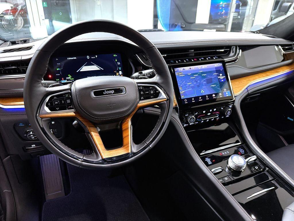 Jeep Grand Cherokee 2,0 T 380k PHEV 4x4 AT8 ZF SUMMIT RESERVE *0340*