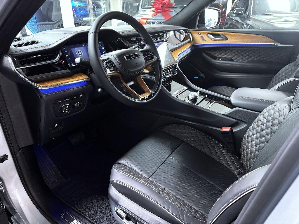Jeep Grand Cherokee 2,0 T 380k PHEV 4x4 AT8 ZF SUMMIT RESERVE *0342*